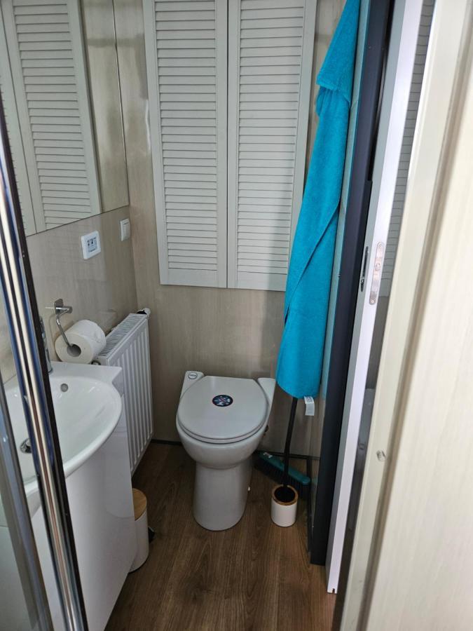 Mobiles Hausboot El'Milia Otel Braunsbedra Dış mekan fotoğraf