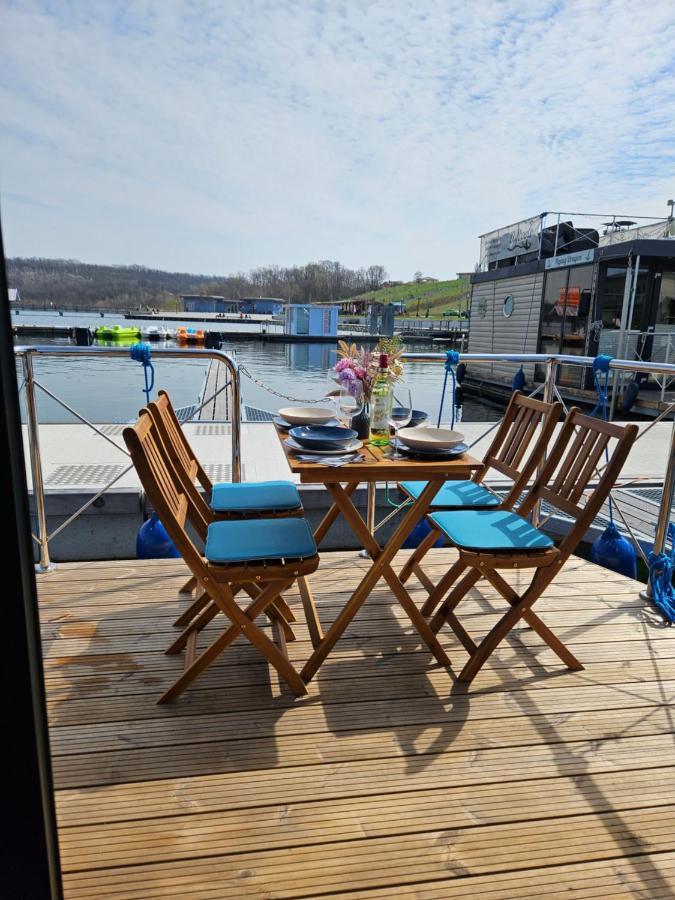 Mobiles Hausboot El'Milia Otel Braunsbedra Dış mekan fotoğraf